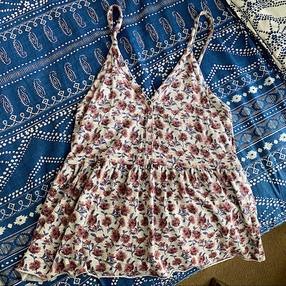 American Eagle - Peplum Floral Buttoned Tank Top